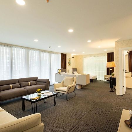 Niva Atakum Otel Samsun Esterno foto
