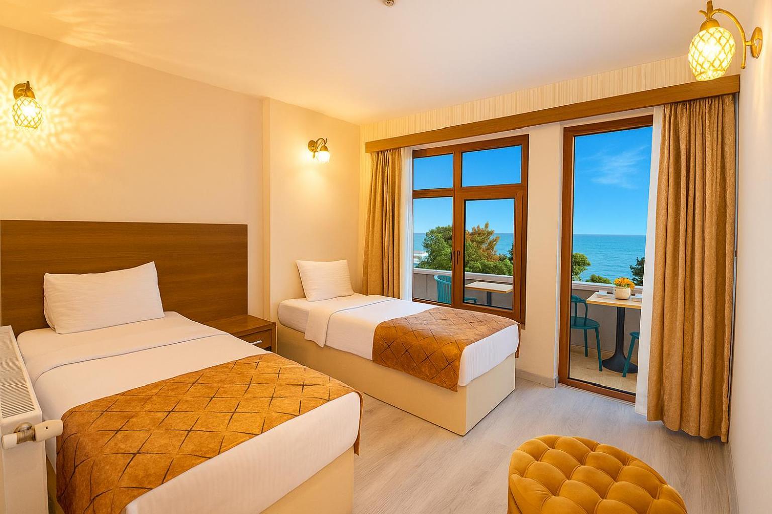 Niva Atakum Otel Samsun Esterno foto